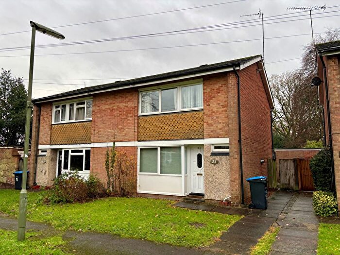 5 Bedroom Semi-Detached House To Rent In Cherrywood Avenue, Englefield Green, Egham, Surrey, TW20