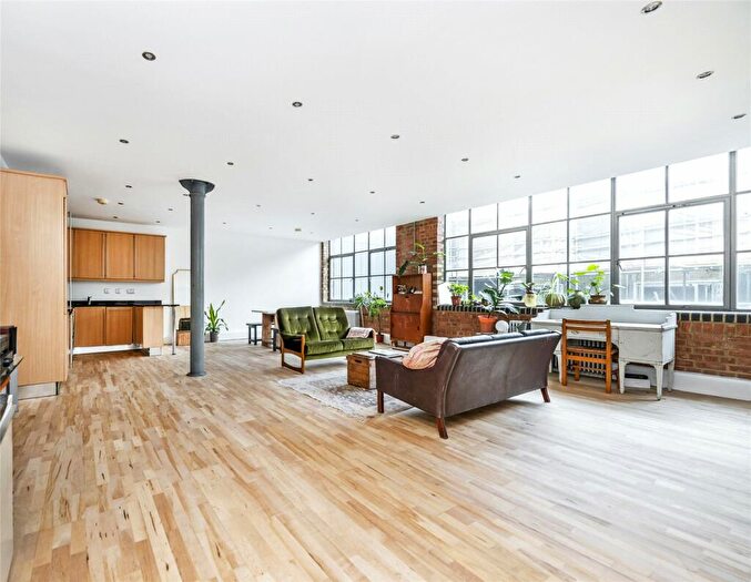 1 Bedroom Apartment For Sale In Shepherdess Place, N1