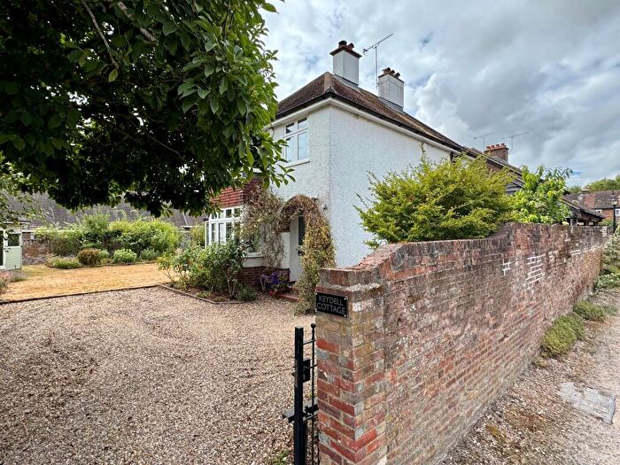 3 Bedroom Detached House For Sale In Fox Yard, Farnham, Surrey, GU9