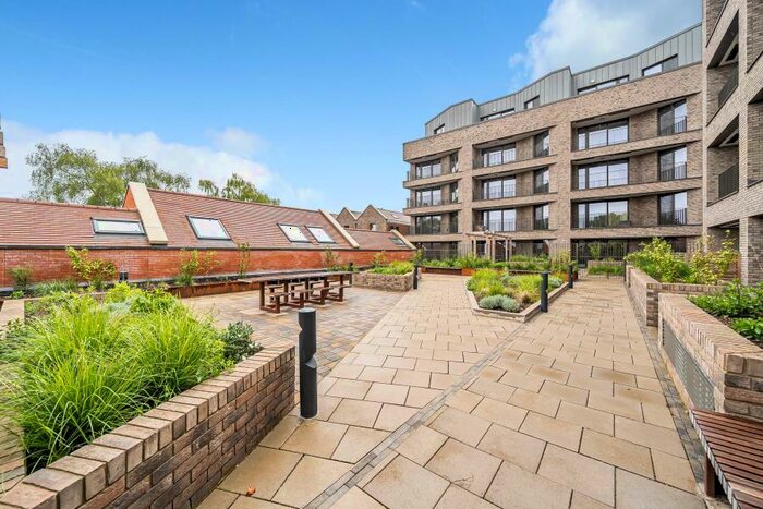 1 Bedroom Retirement Property To Rent In Woking, GU21