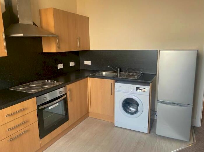 2 Bedroom Flat To Rent In Annfield Street (Off Hawkhill), Dundee, DD1