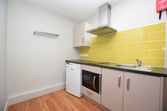 1 Bedroom Flat To Rent In Queen Street, Sheffield, S1