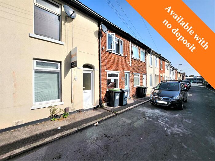 2 Bedroom Terraced House To Rent In Alma Street - Silver Sub, Gosport, Hampshire, PO12