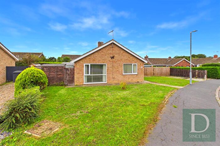 2 Bedroom Detached Bungalow For Sale In Hemmant Way, Gillingham, Beccles, NR34