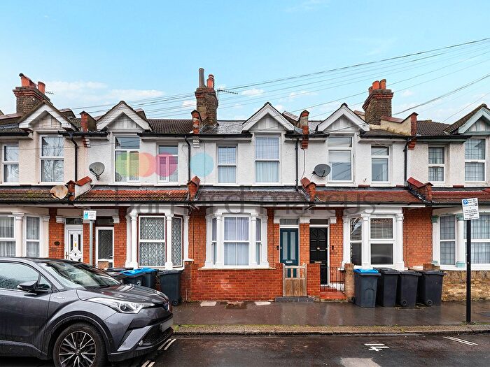 3 Bedroom Property To Rent In Kimberley Road, Croydon, CR0
