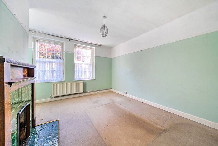 1 Bedroom Flat For Sale In Middleton House, Westminster, London, SW1P