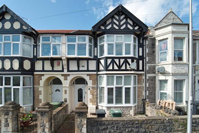 4 Bedroom Terraced House For Sale In Sunnyside Road, Weston-Super-Mare, BS23