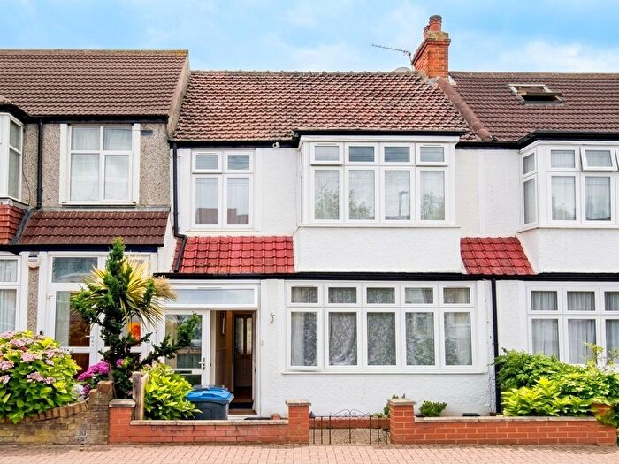 3 Bedroom Property For Sale In Northborough Road, London, SW16
