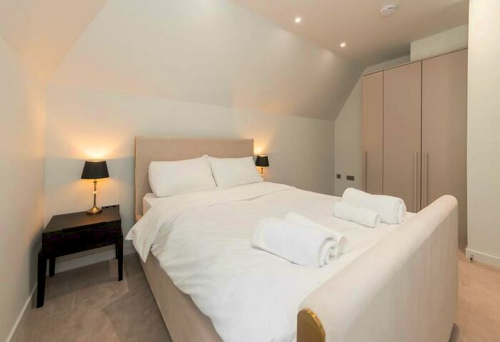 1 Bedroom Flat To Rent In Duke Street, Reading, Berkshire, RG1