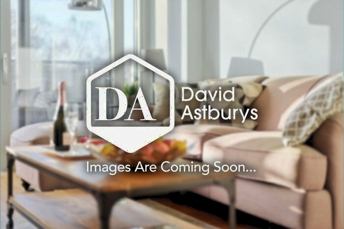 4 Bedroom Semi-Detached House To Rent In Coppetts Road, Muswell Hill, London, N10