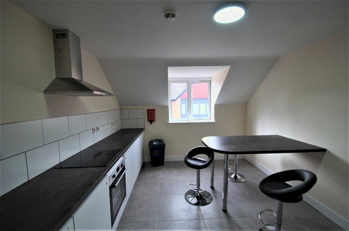 Studio To Rent In Clay Lane, Coventry, CV2