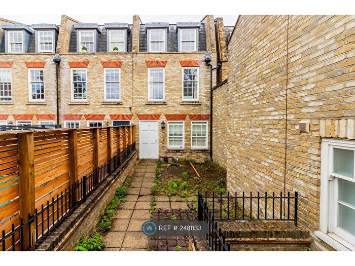 4 Bedroom Terraced House To Rent In Montague Mews, London, E3