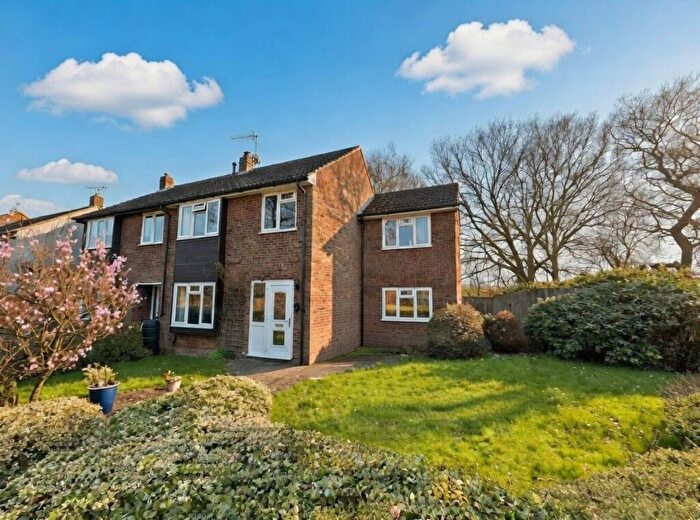 4 Bedroom Semi-Detached House For Sale In Dinmore, Bovingdon, HP3