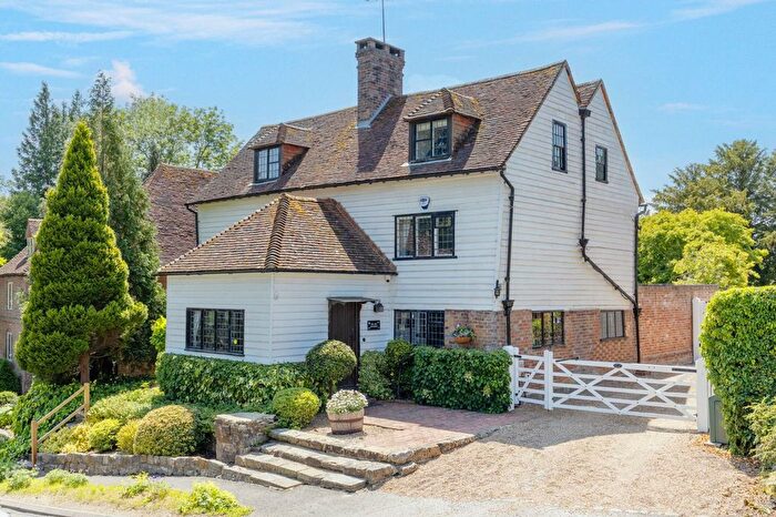 6 Bedroom Detached House For Sale In Bird In Hand Street, Groombridge, TN3