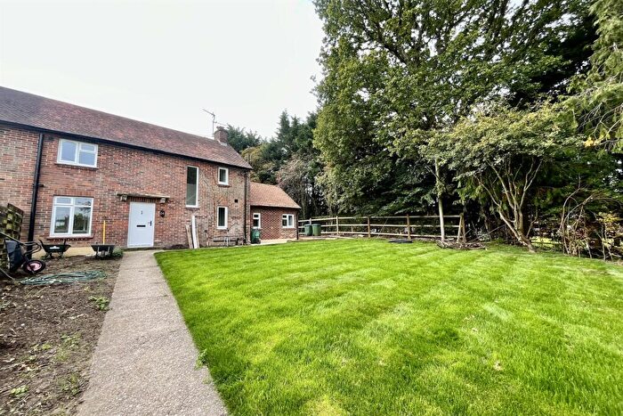 3 Bedroom Semi-Detached House To Rent In Ashurst, Steyning, BN44