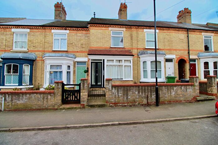 3 Bedroom Terraced House To Rent In Queens Road, Fletton, Peterborough, PE2