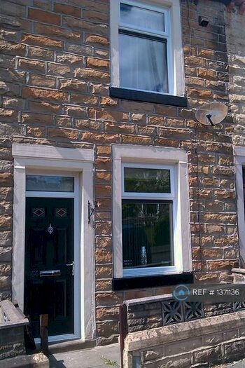 2 Bedroom Terraced House To Rent In Wordsworth Street, Burnley, BB12
