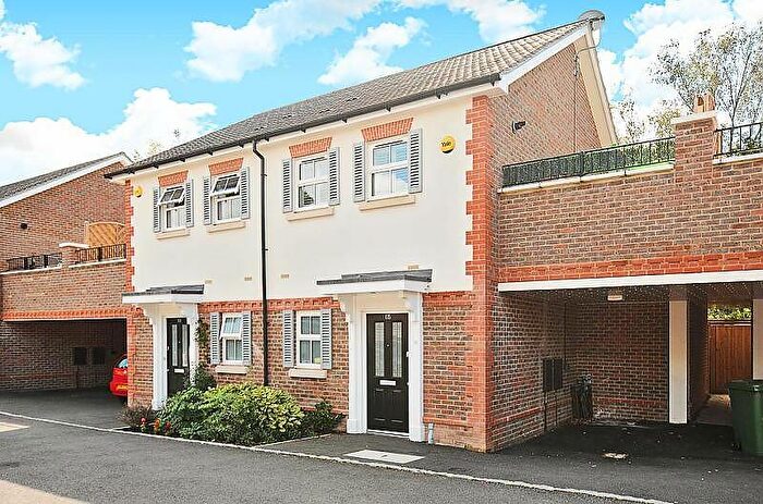 2 Bedroom Semi-Detached House To Rent In Ashley Road, Walton-On-Thames, KT12