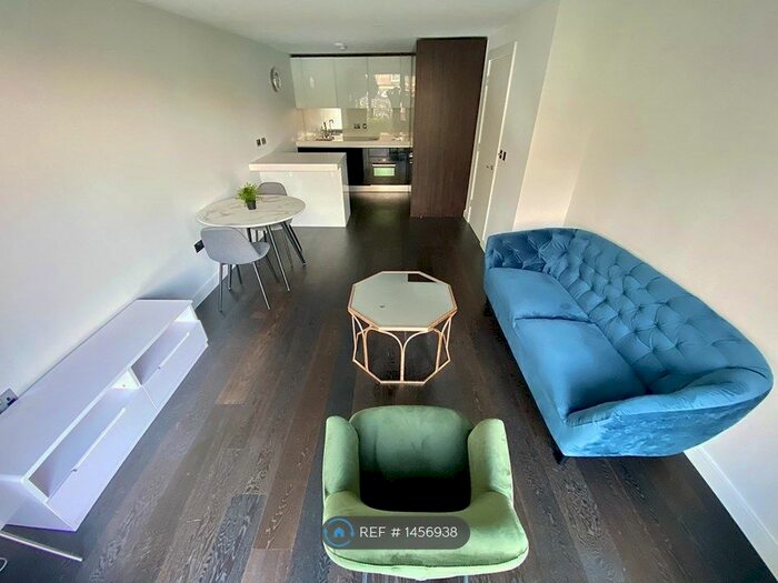 1 Bedroom Flat To Rent In Hepworth Court, London, SW1W