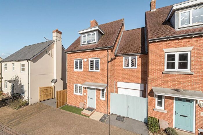 4 Bedroom End Of Terrace House For Sale In Gurkha Road, Blandford Forum, DT11