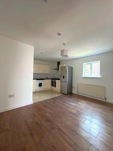 1 Bedroom Flat To Rent In London Road, Romford, RM7