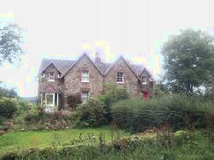 2 Bedroom Semi-Detached House To Rent In East Finlaystone Cottage Old Greenock Road, PA14