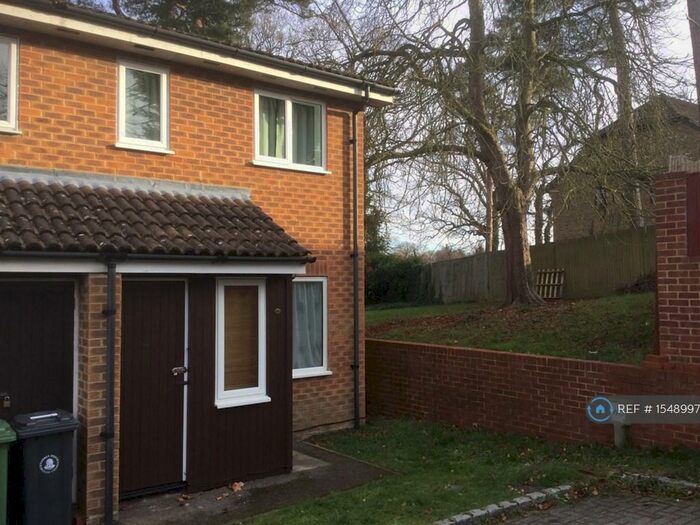 1 Bedroom End Of Terrace House To Rent In The Orchard, Lightwater, GU18