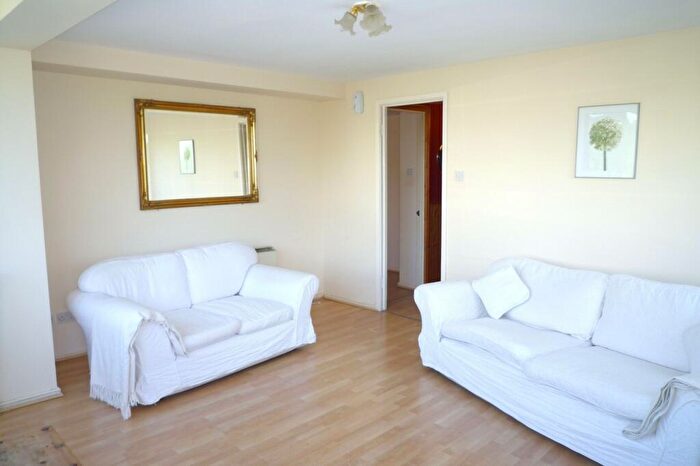 2 Bedroom Flat To Rent In Kersal Way, The Peninsula Building, M7
