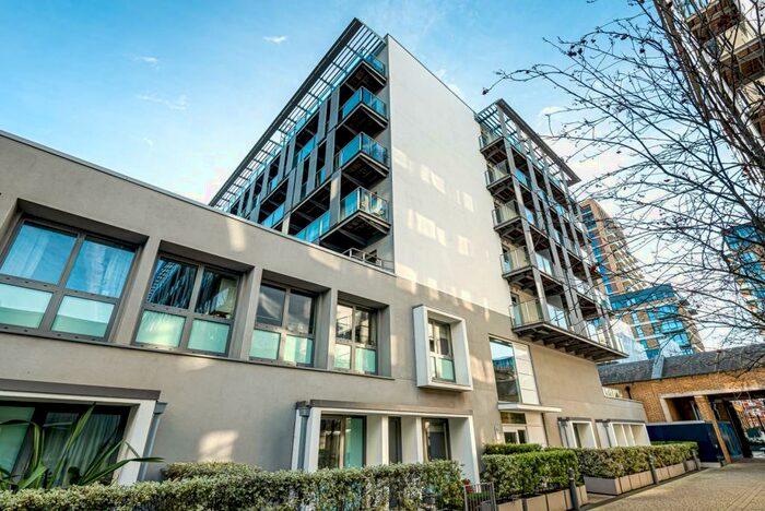 1 Bedroom Flat To Rent In Royal Carriage Mews London, SE18