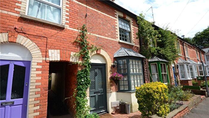 2 Bedroom Cottage To Rent In Albert Road, Henley, RG9