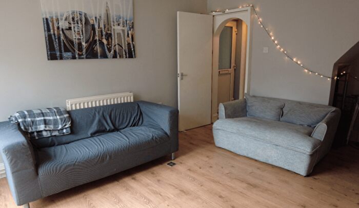 3 Bedroom Terraced House To Rent In St Andrews St // Bed +Study // Sept, LN5