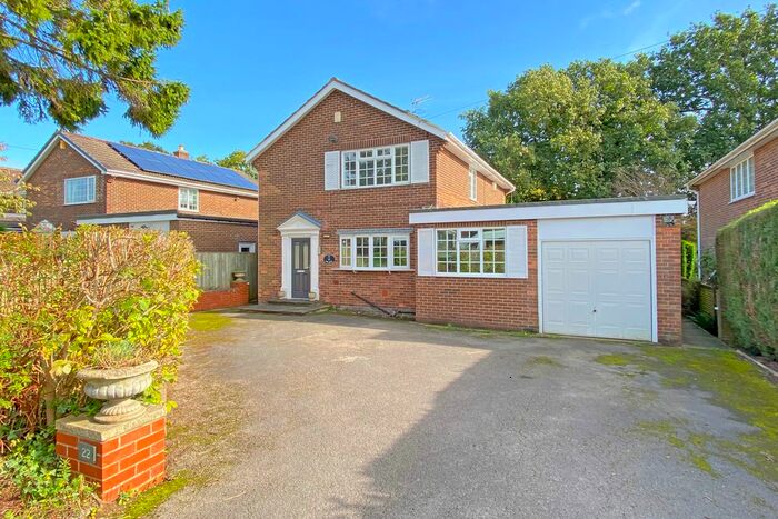 4 Bedroom Detached House To Rent In Ashgarth Court, Harrogate, HG2