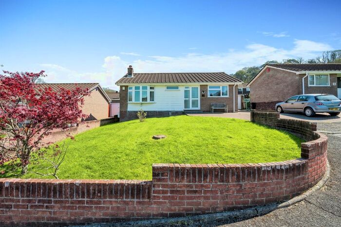 2 Bedroom Detached Bungalow For Sale In Burniston Close, Plympton, Plymouth, PL7