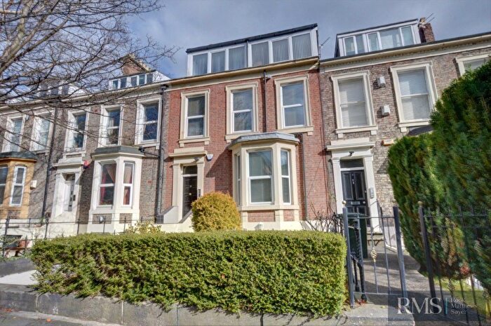 2 Bedroom Flat To Rent In Akenside Terrace, Newcastle Upon Tyne, NE2
