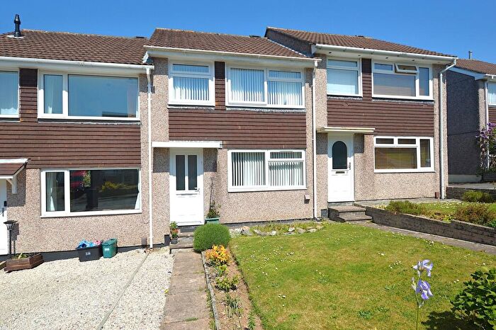 3 Bedroom Terraced House For Sale In Hawthorns, Saltash, Cornwall, PL12