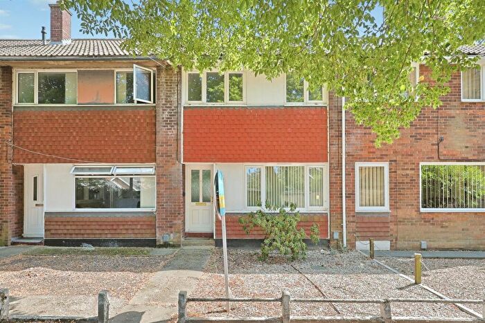 3 Bedroom Terraced House For Sale In Thurling Loke, Norwich, NR7