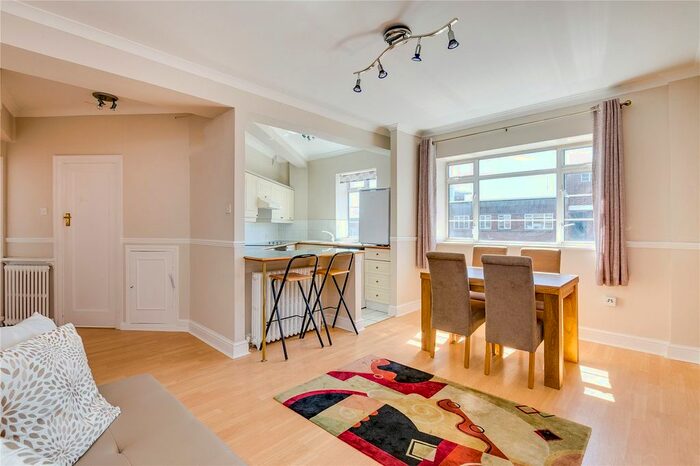 2 Bedroom Flat To Rent In West Kensington Court, Edith Villas, London, W14