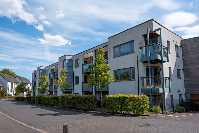 2 Bedroom Flat To Rent In Christie Lane, Salford, M7