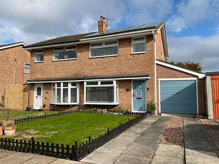 3 Bedroom Semi-Detached House For Sale In Dodworth Avenue, Southport, PR8