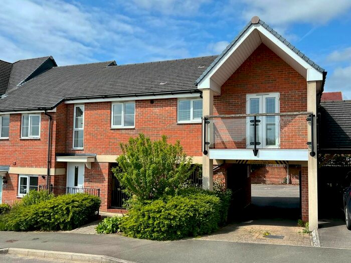 1 Bedroom Detached House To Rent In Sir Bernard Paget Avenue, Ashford, TN23