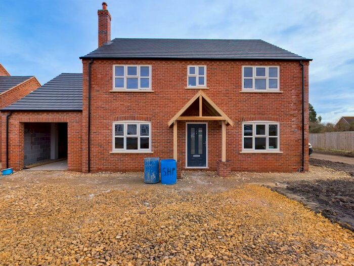 4 Bedroom Detached House For Sale In Gaultree Square, Emneth, Wisbech, PE14