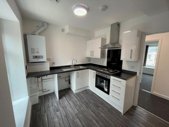 Studio To Rent In High Street, Pontardawe, Swansea, SA8