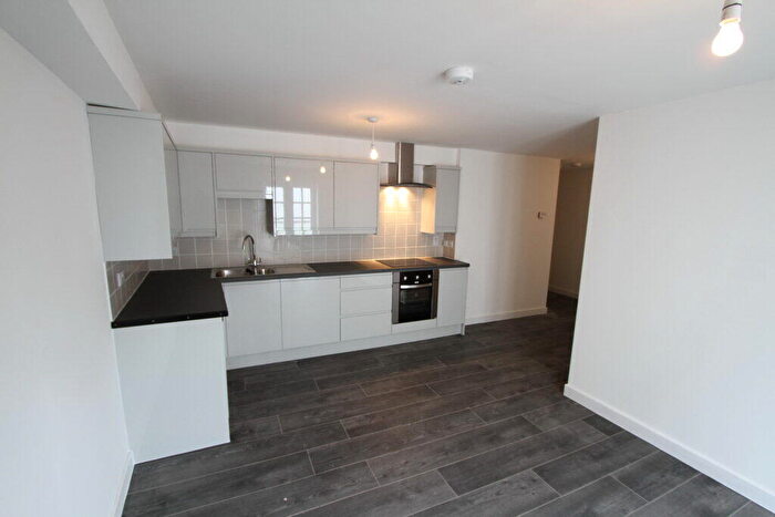 2 Bedroom Apartment To Rent In Church Lane, Banbury, Oxon, OX16
