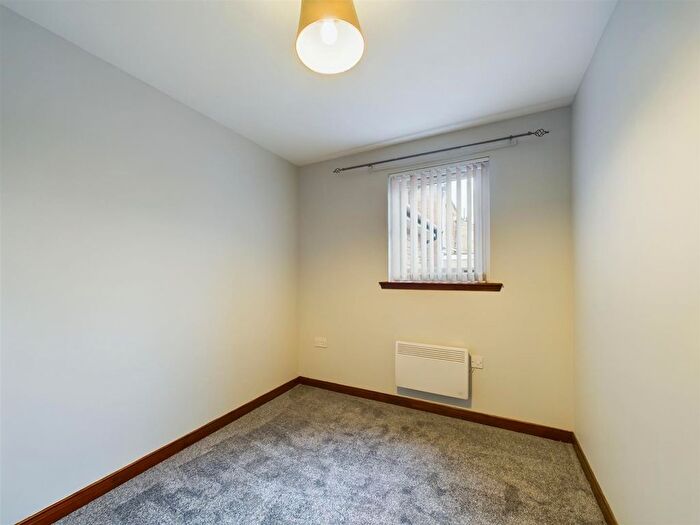 2 Bedroom Flat For Sale In Church Place, Perth, PH1