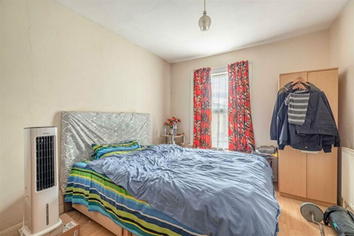 3 Bedroom House For Sale In Arthur Road, Windsor, SL4