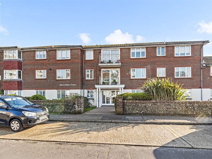 2 Bedroom Flat For Sale In Manor Road, Worthing, BN11