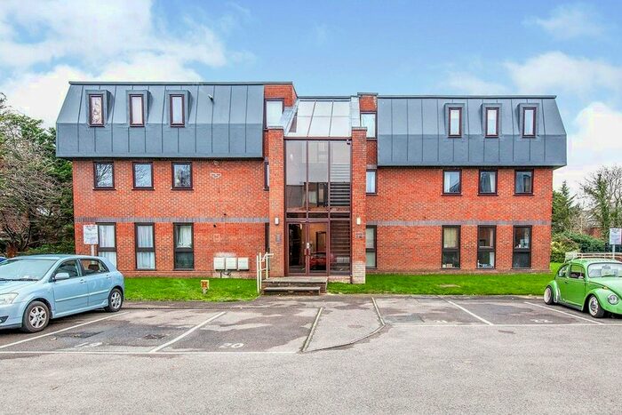 1 Bedroom Flat To Rent In Church Road, Egham, Surrey, TW20