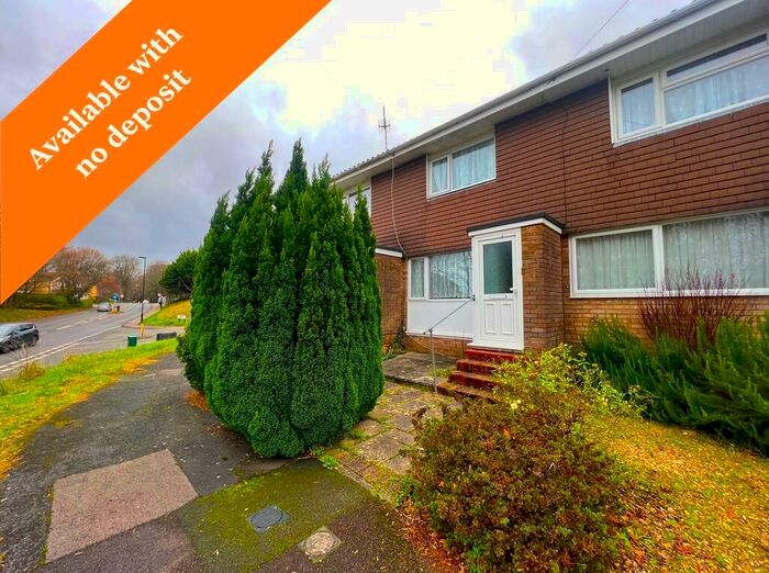 2 Bedroom Terraced House To Rent In No Deposit Option Available Ticonderoga Gardens, Woolston, SO19