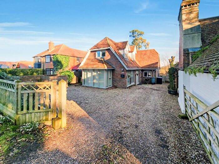 3 Bedroom Detached House For Sale In Bottom Pond Road, Wormshill, Sittingbourne, Kent, ME9