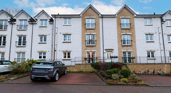 2 Bedroom Flat For Sale In B Cleeve Park, Perth, PH1